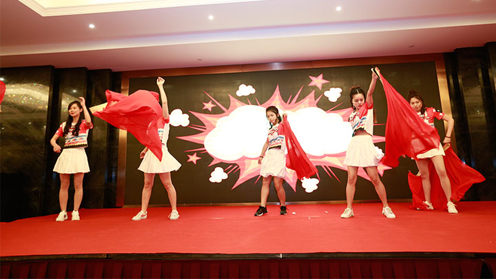 舞蹈《咖喱咖喱》